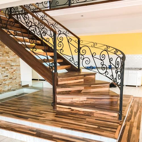 escalera-multi-estrato-1