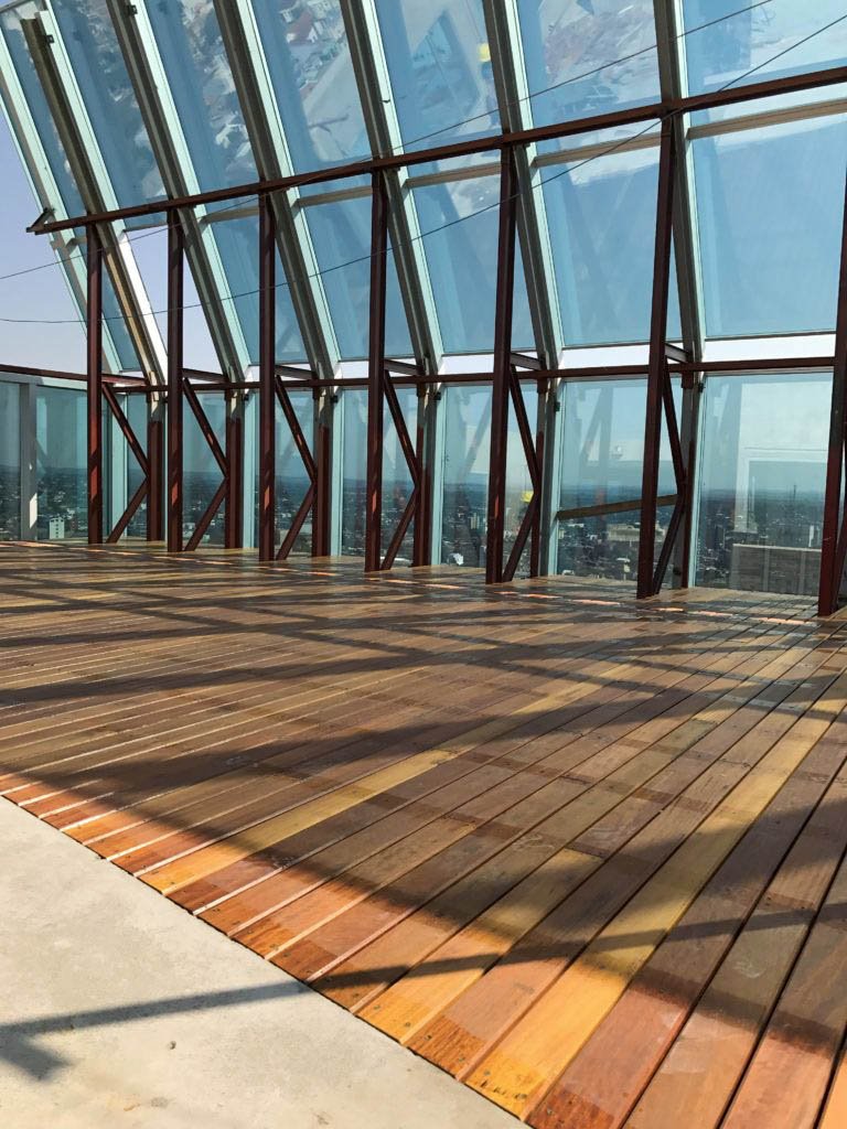 obra-piso-deck-eucalipto-rostrata-04