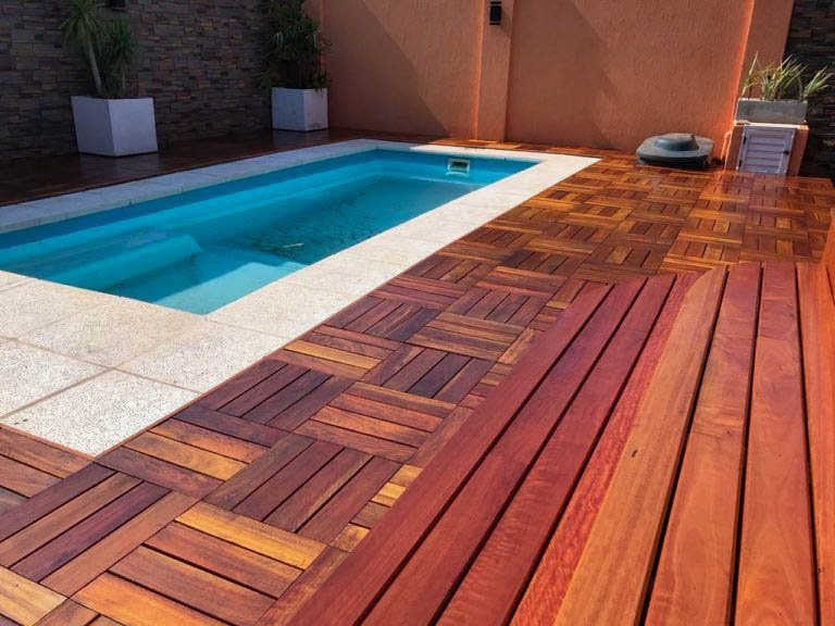 obra-piso-deck-eucalipto-rostrata