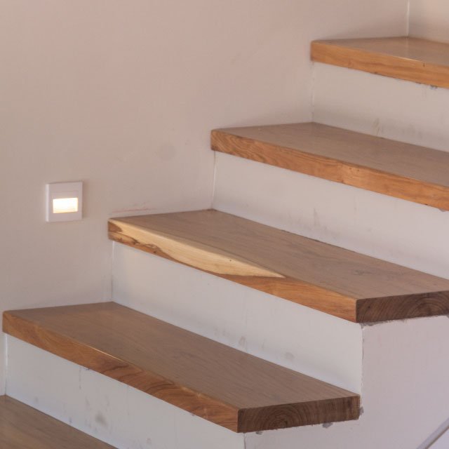 revestimiento-escalera-incienso-prefinished (1)