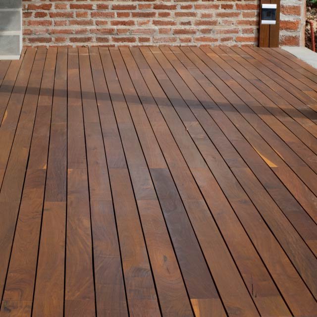 deck-lapacho-entablonado-guayubira-madera-maciza-rolon (4)