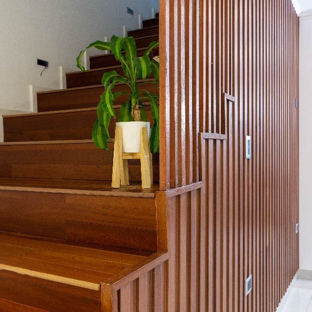 revestimiento-simil-listones-madera-maciza-rolon (5)